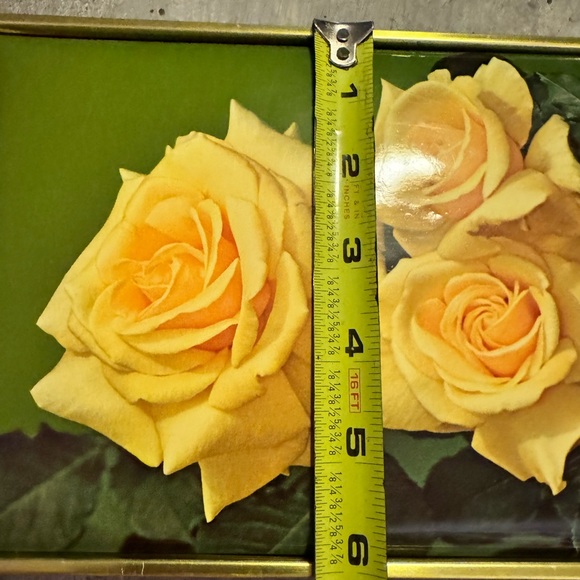 1970s Made in Italy Amaretto do Saronno gift box / Trinket Box 3 Yellow Roses - Picture 3 of 10